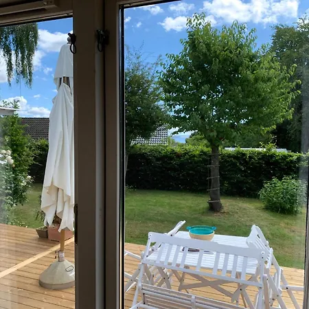 Echte Landhausatmosphäre In Modernisierter Hütte Hornslet